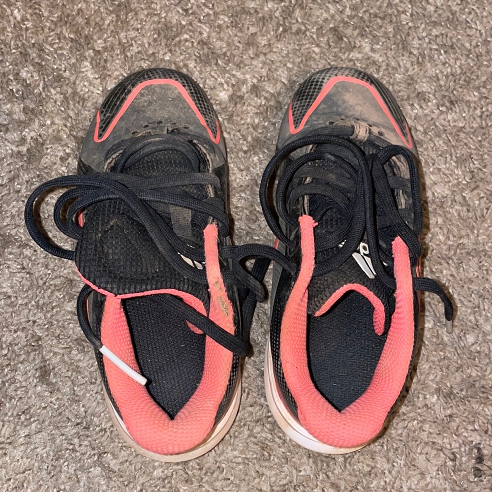 Girls softball/baseball cleats